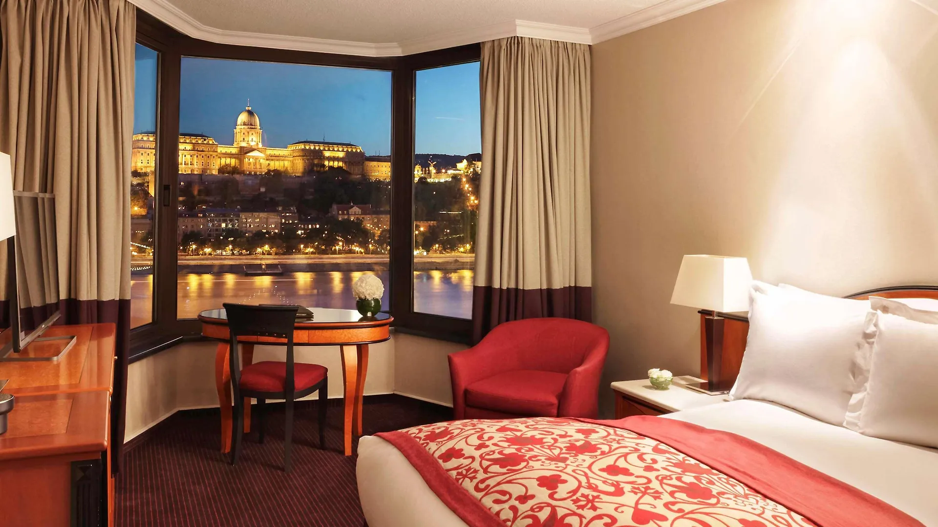 Sofitel Budapest Chain Bridge Hotel