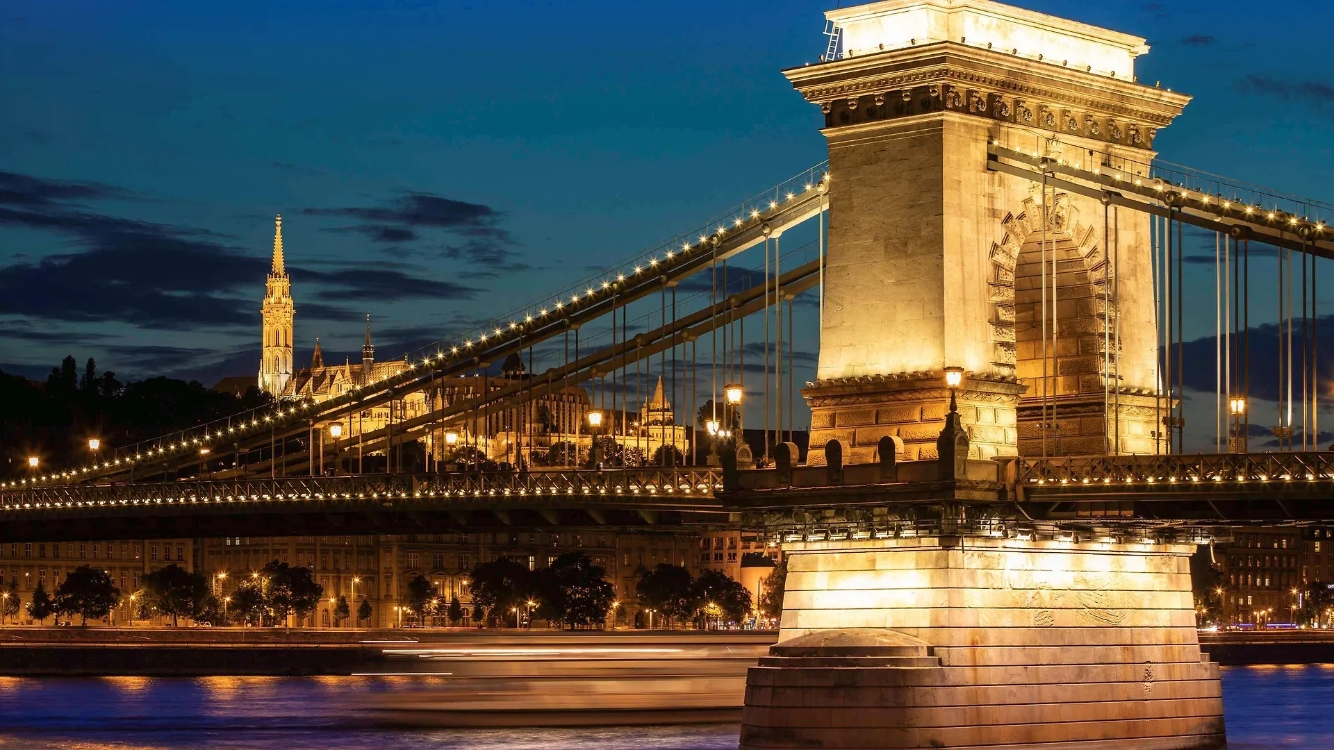 Sofitel Budapest Chain Bridge Ξενοδοχείο 5*,