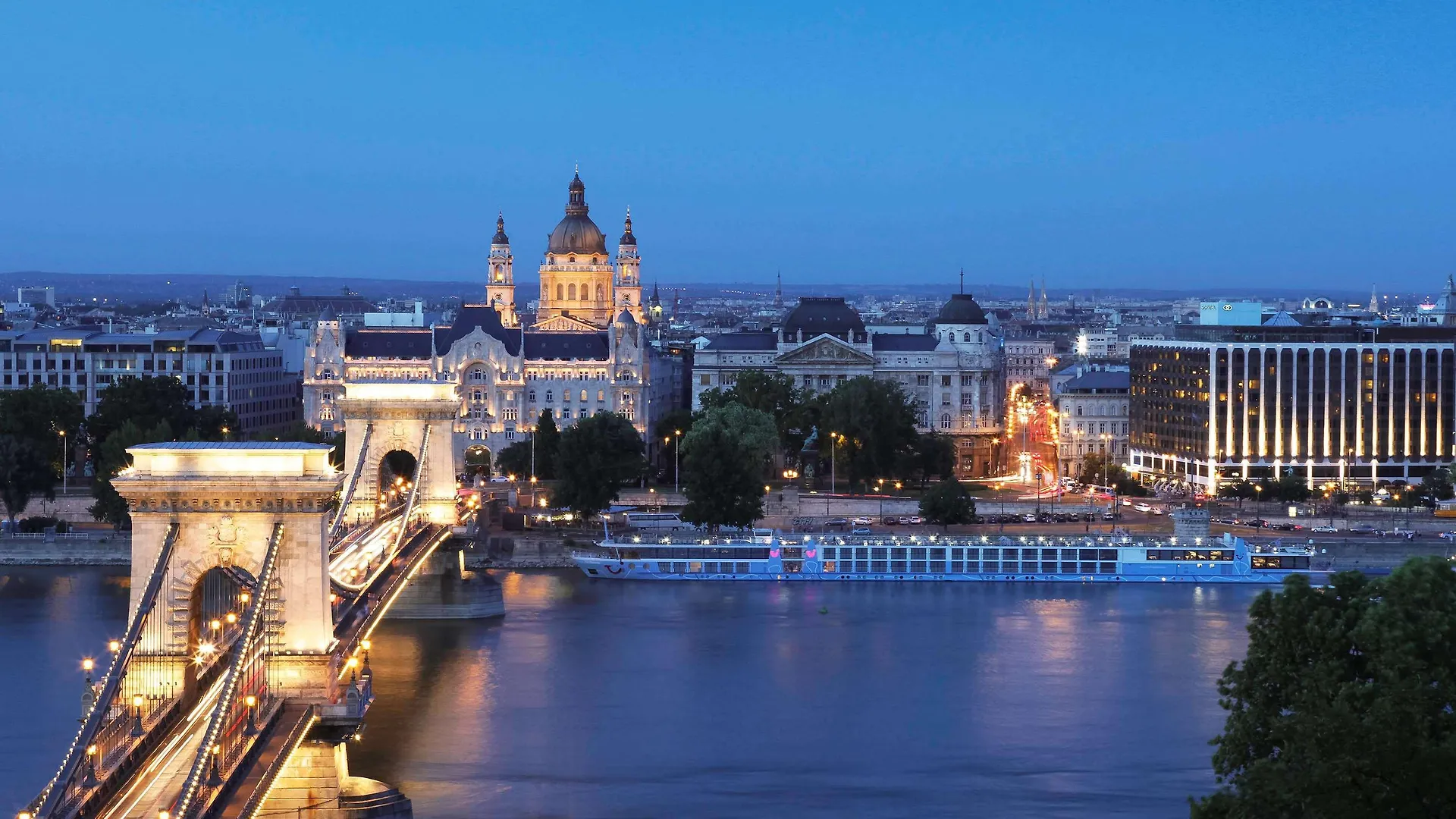 Sofitel Budapest Chain Bridge Hotel