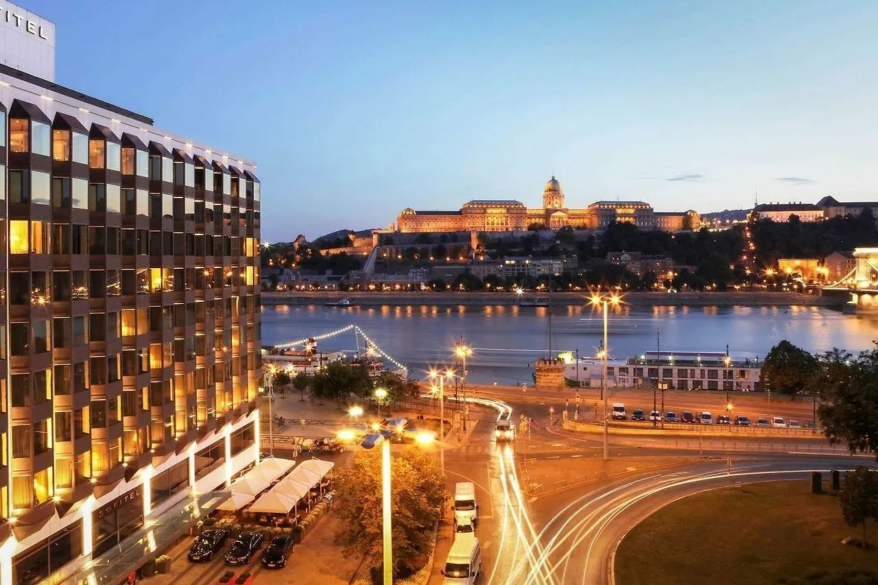 Отель Sofitel Budapest Chain Bridge Венгрия