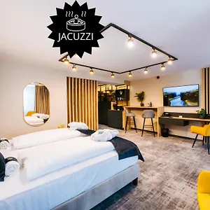 auris-hotel.szeged-hotels.com/