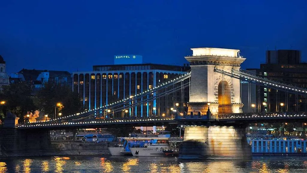 מלון Sofitel Budapest Chain Bridge