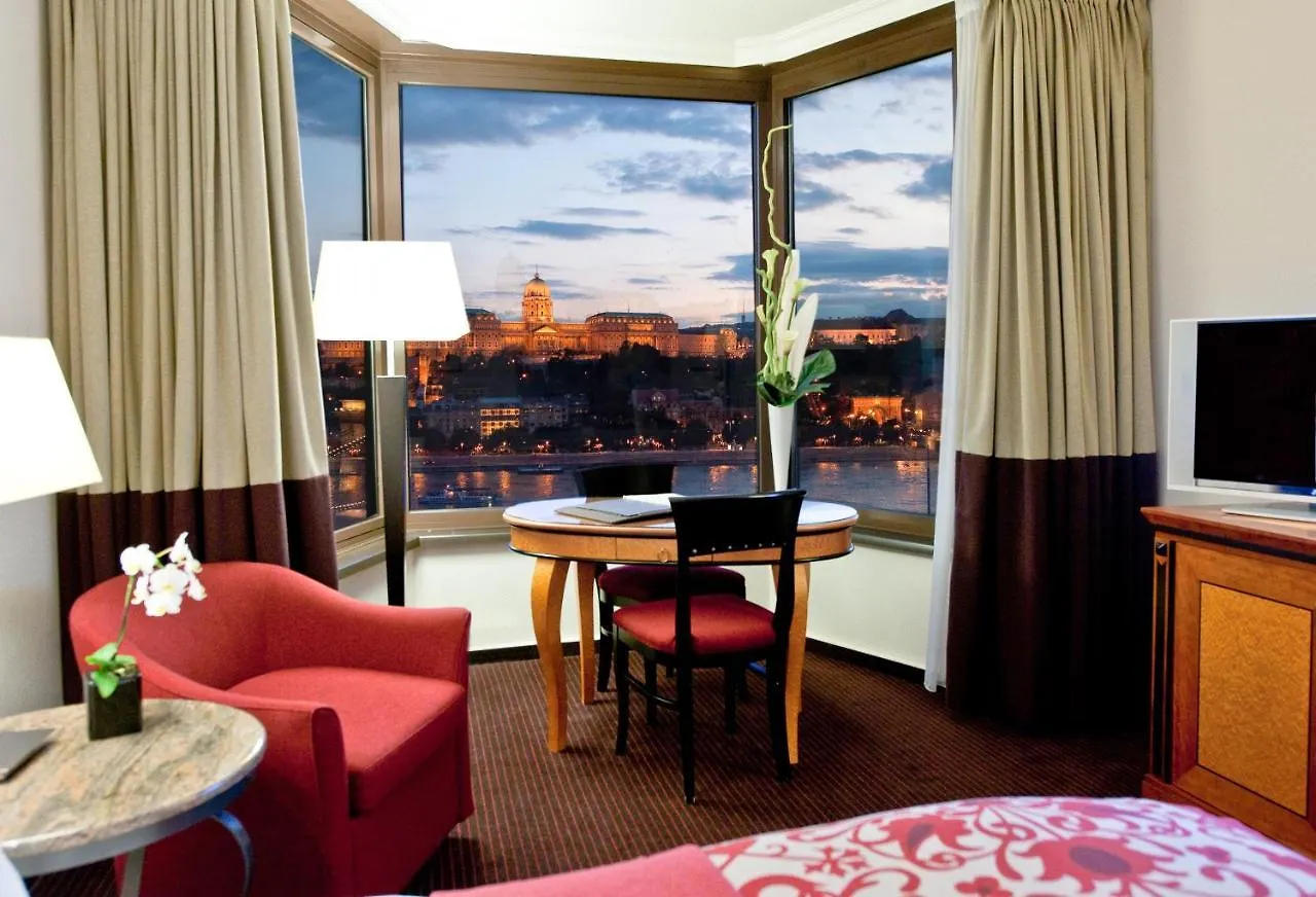 Sofitel Budapest Chain Bridge 5*,