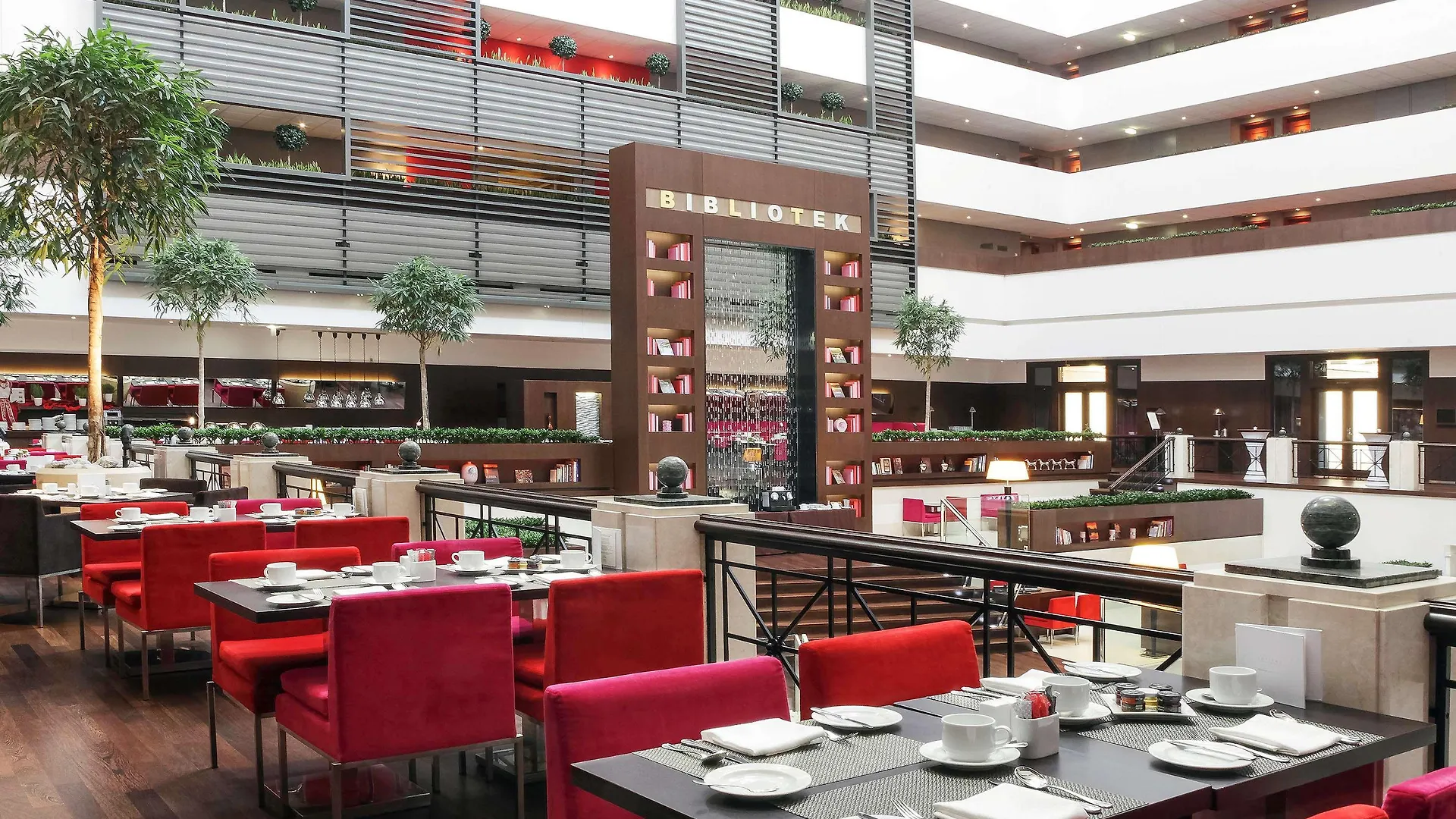 Sofitel Budapest Chain Bridge 5*,  Ungheria