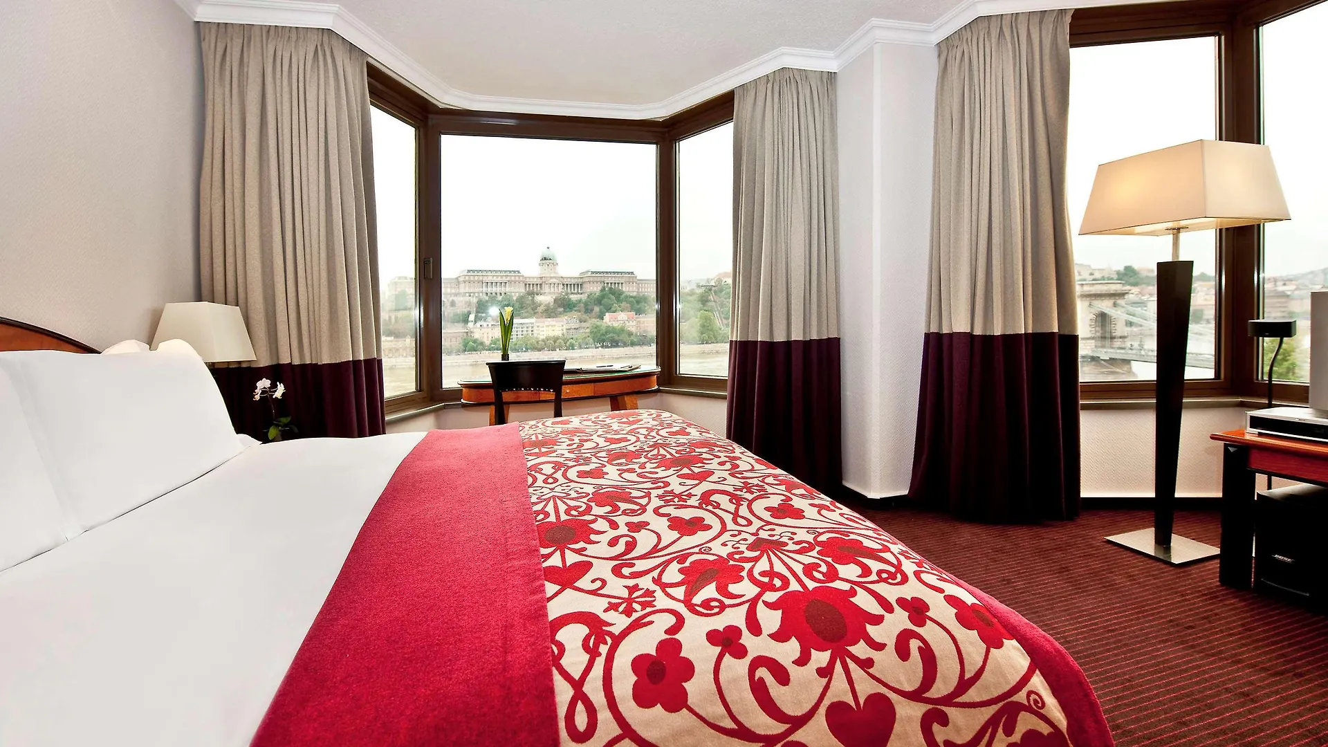 Sofitel Budapest Chain Bridge Ungheria