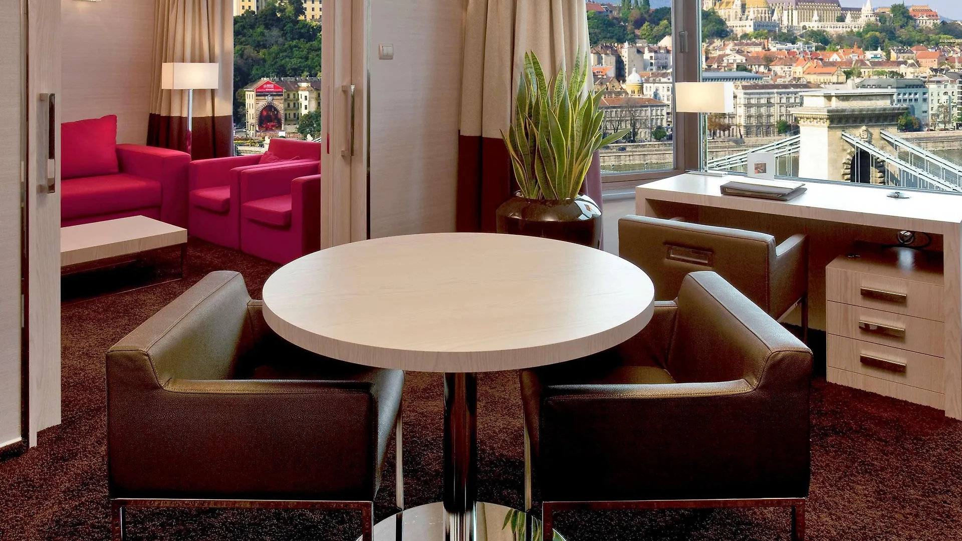 Sofitel Budapest Chain Bridge Ungheria