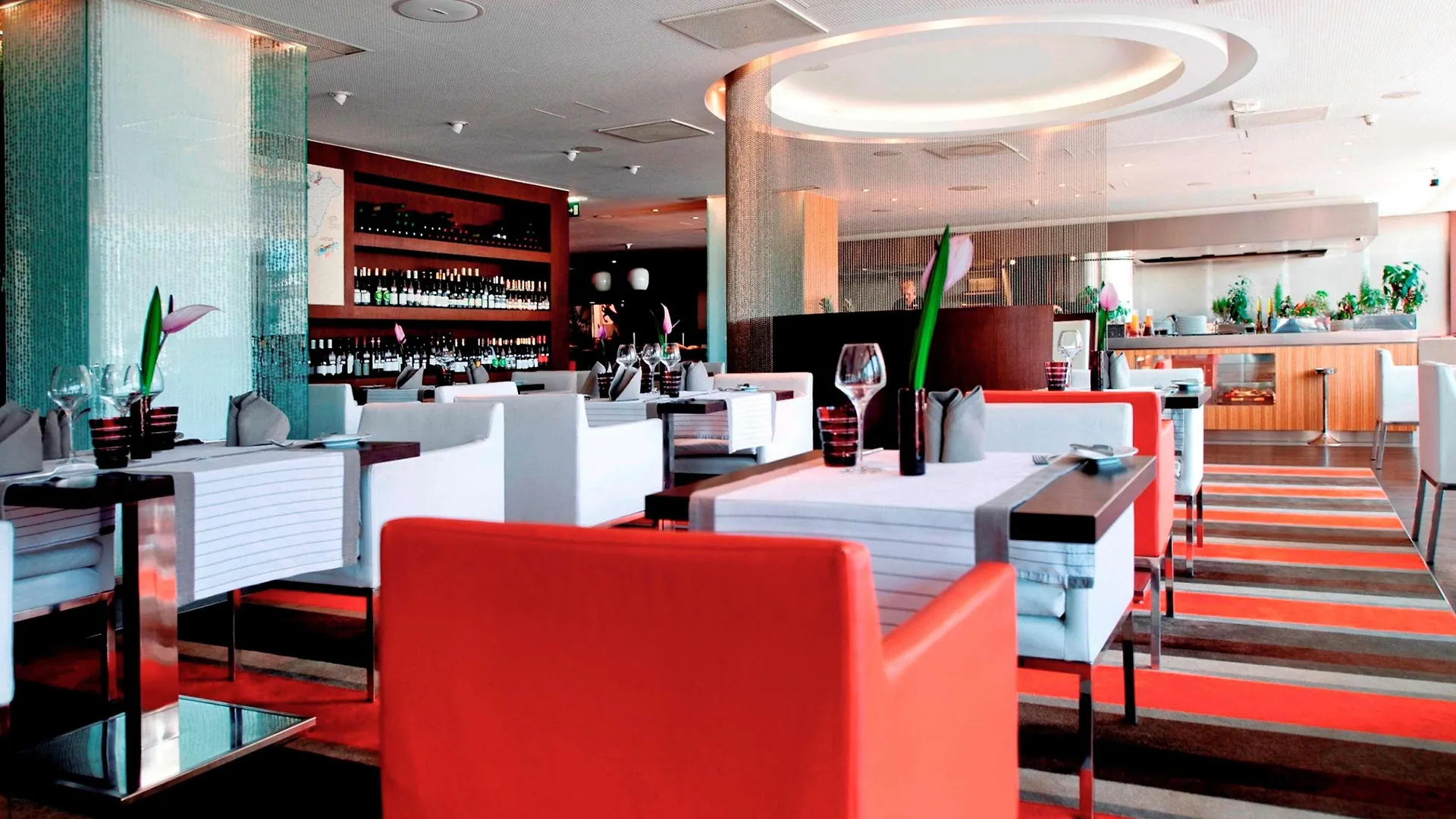 Sofitel Budapest Chain Bridge 5*,