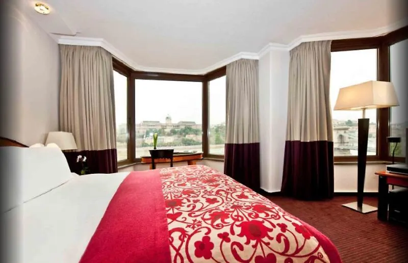 Sofitel Budapest Chain Bridge 5*,